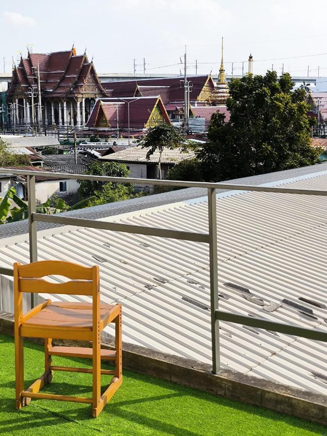 Youyen Hostel Bangkok Exterior photo