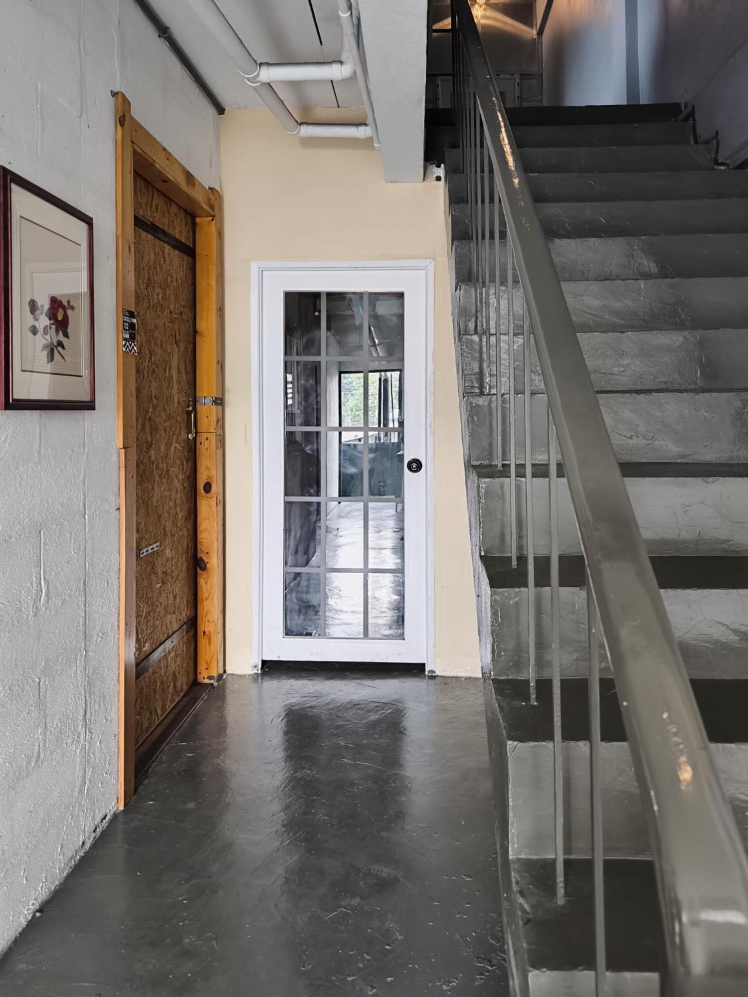 Youyen Hostel Bangkok Exterior photo