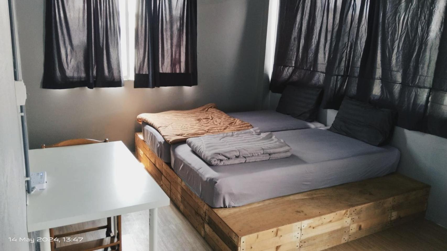 Youyen Hostel Bangkok Exterior photo